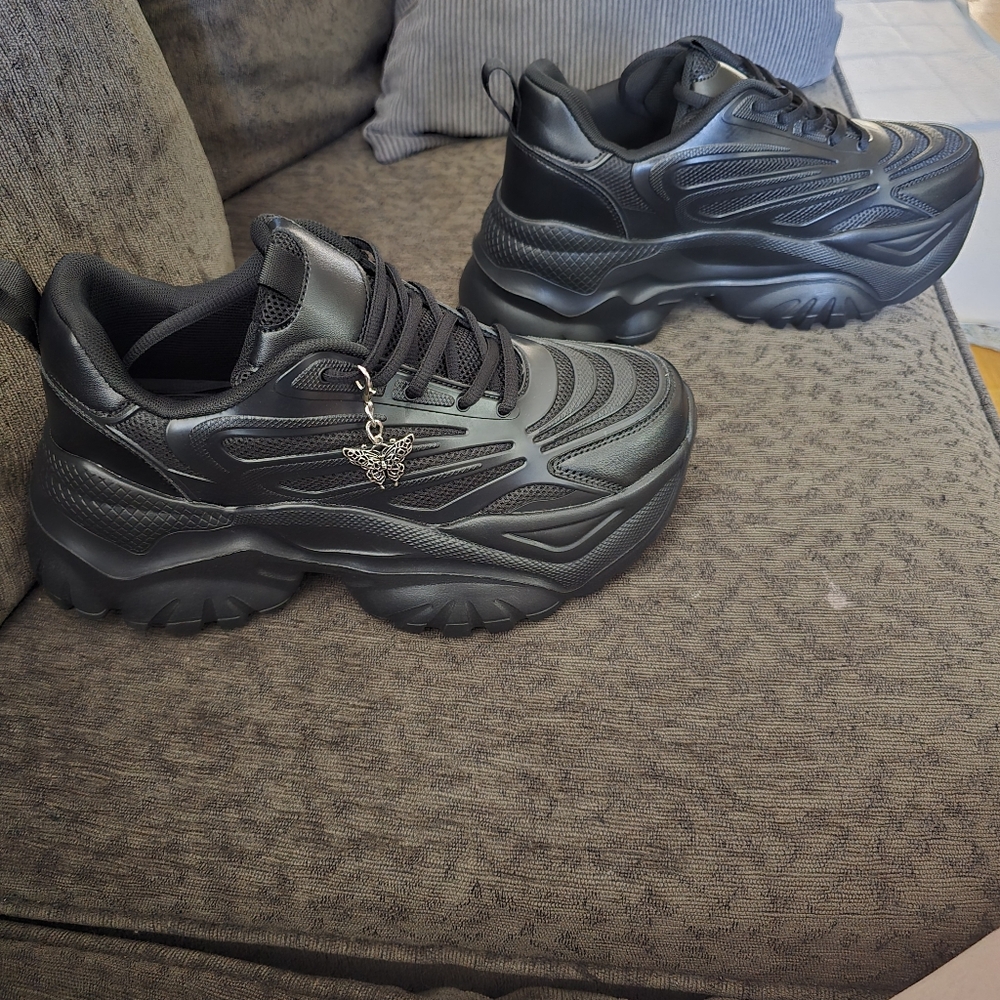 Womens Platform Chunky Sneakers.